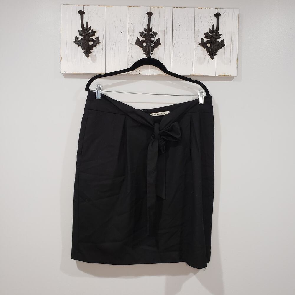 Trina Turk Women’s Skirt Size 12 Black Wool Blend Tie Front Knee Length Career